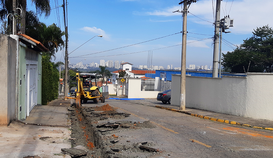 Obras do Semae para modernização do abastecimento continuam no Botujuru, Vila Oroxó e Vila Suíssa