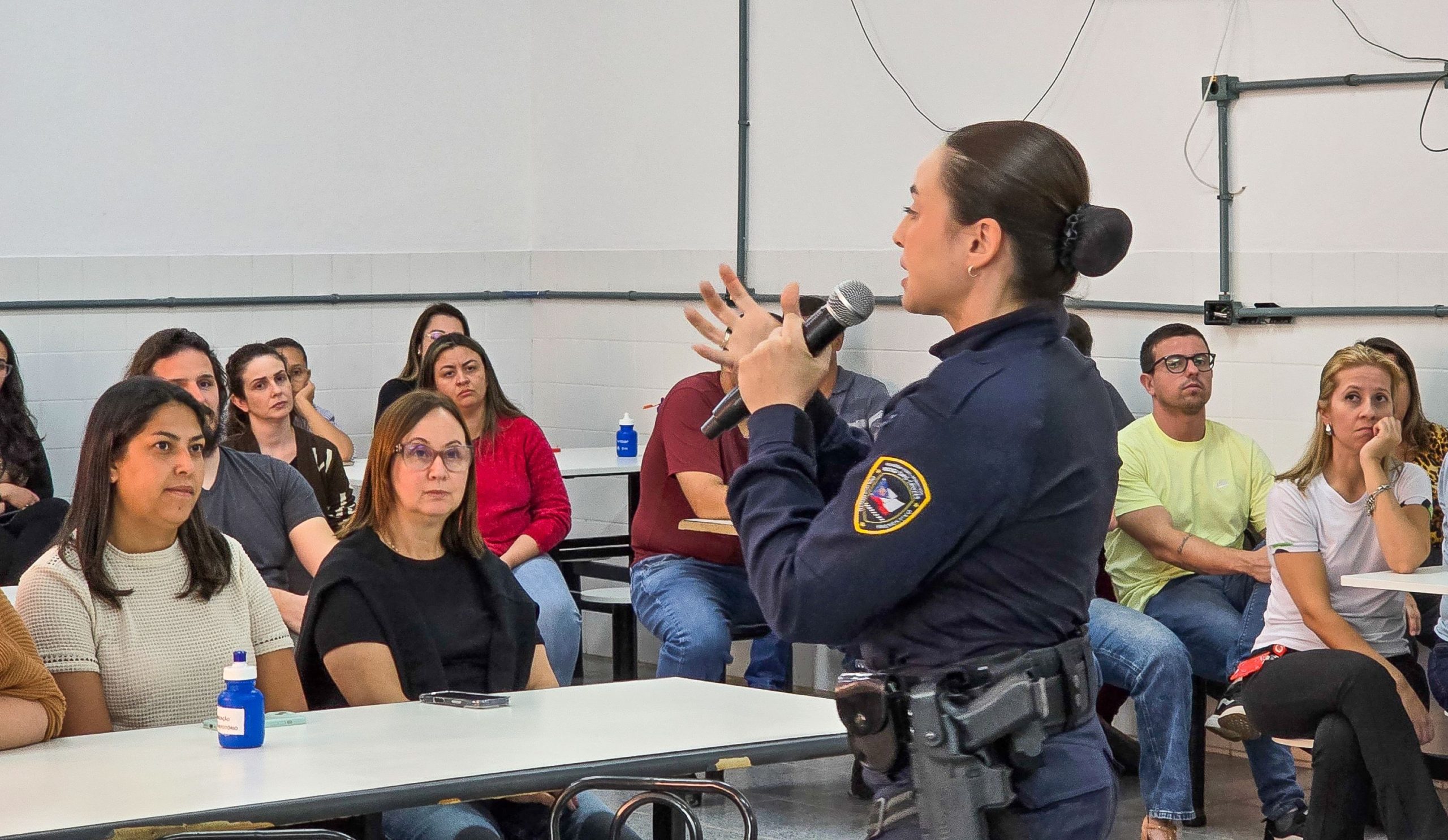 Semae Mogi das Cruzes e GCM promovem conscientização sobre violência contra a mulher