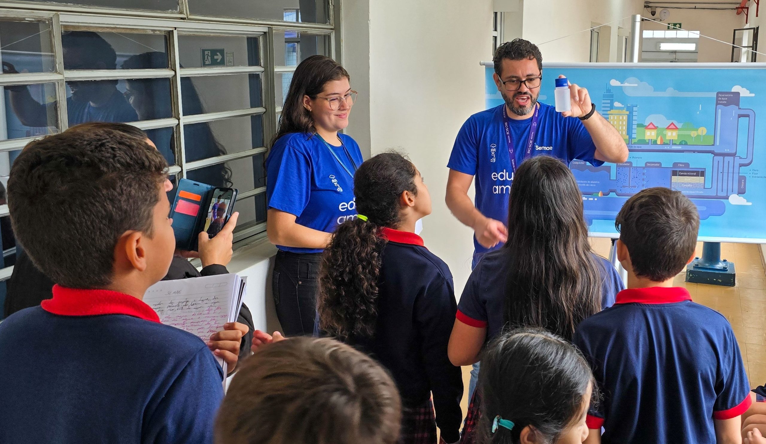 Estudantes conhecem processo de tratamento de água na  primeira visita do Semae de Portas Abertas 2026